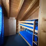 Schirli Dachgeschoss Διαμέρισμα Rosswald