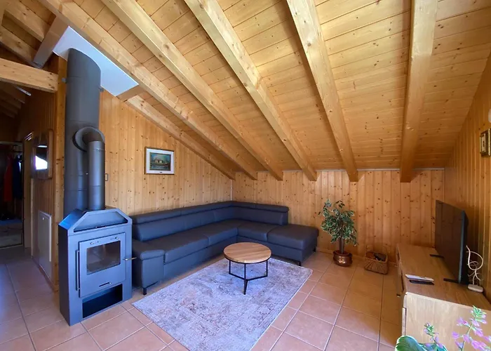 Schirli Dachgeschoss Apartamento Rosswald