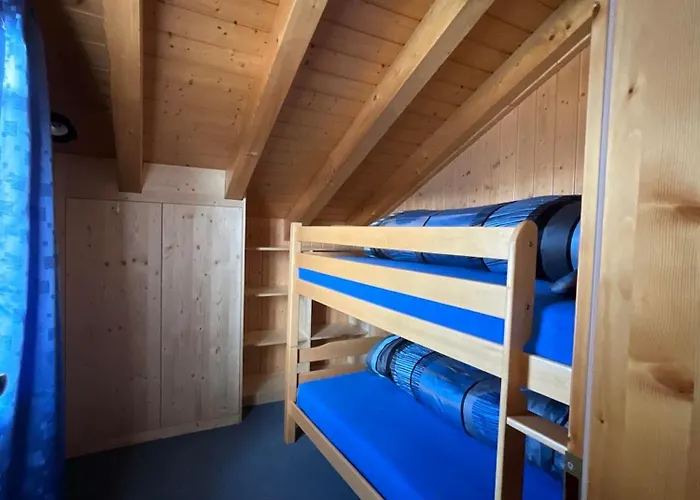 Schirli Dachgeschoss Apartamento Rosswald